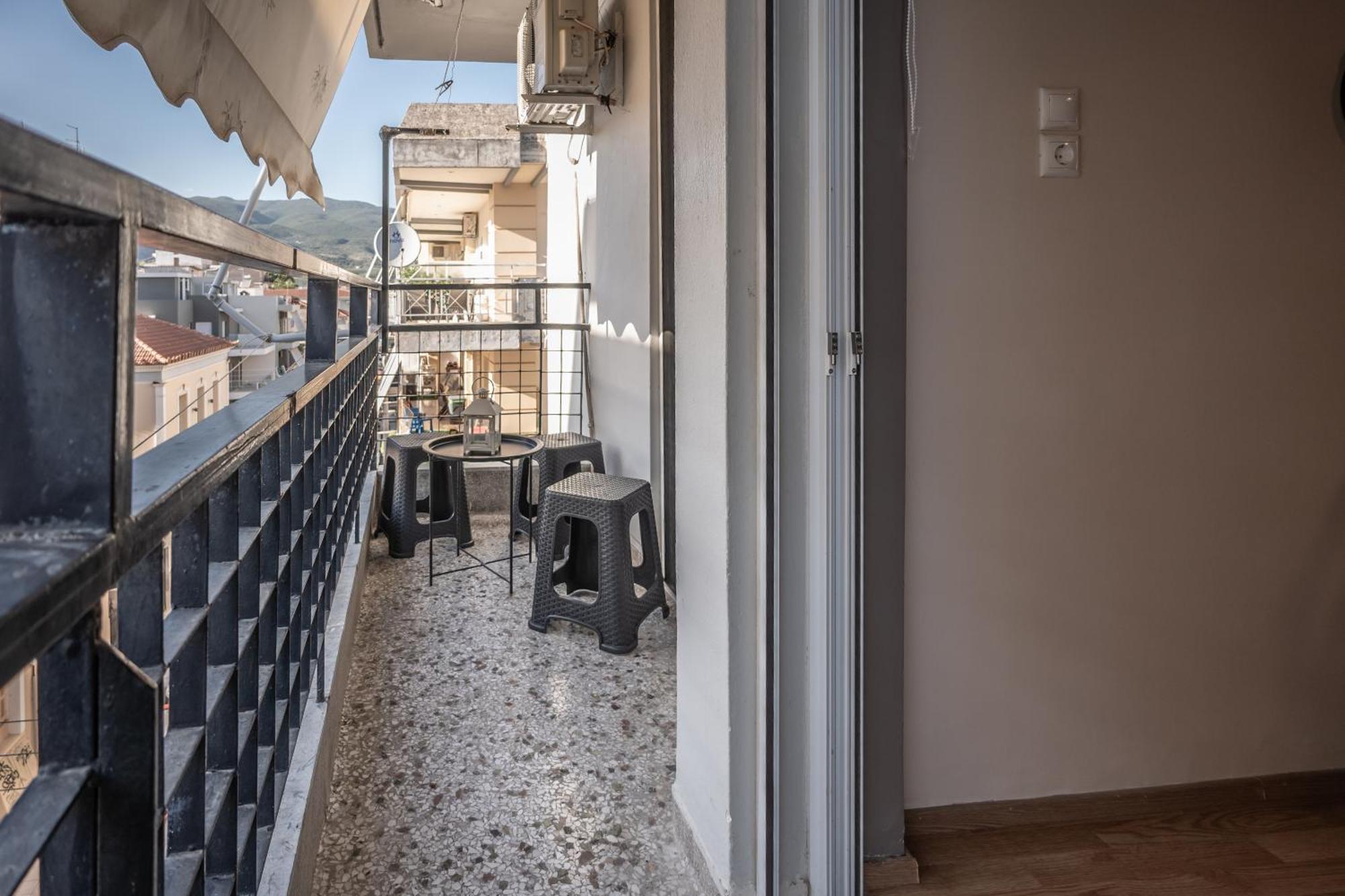 Central Escape Apartment Kalamata Exterior photo