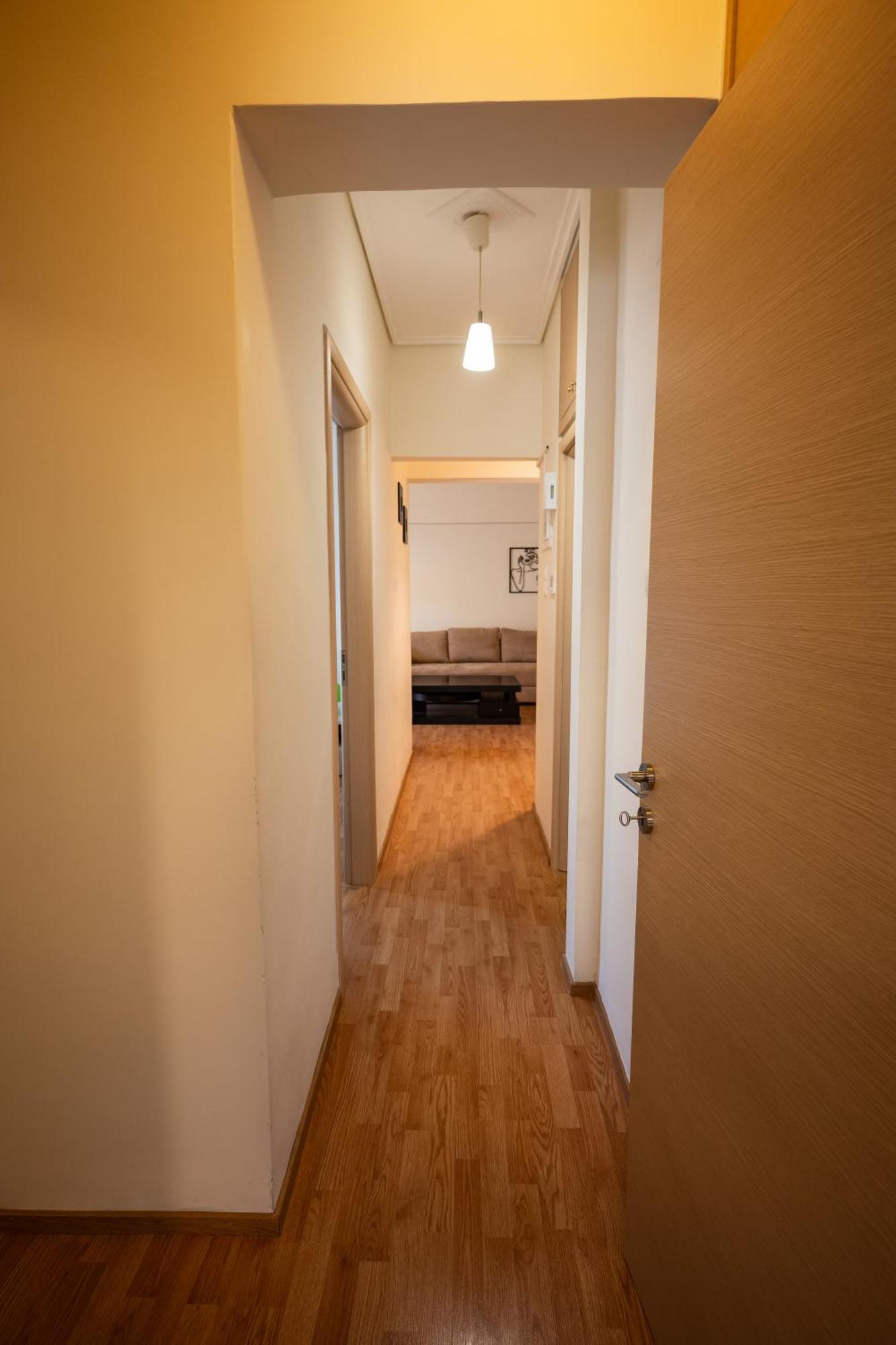 Central Escape Apartment Kalamata Exterior photo